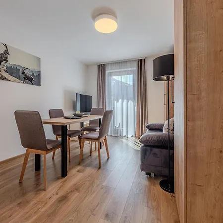 At The Lift In شقة *