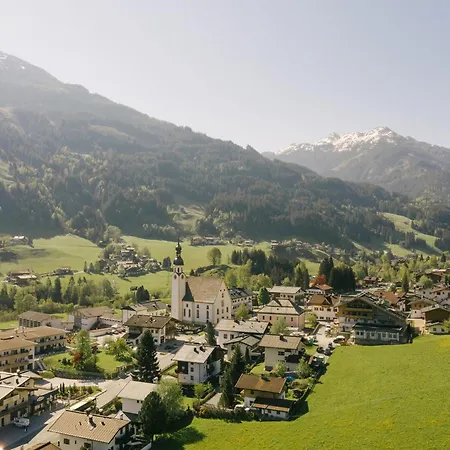 At The Lift In Daire Jochberg